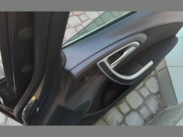 bontott OPEL ASTRA J Jobb első Ajtó (Részeivel)