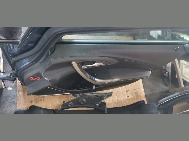 bontott OPEL ASTRA J Jobb első Ajtó (Üres lemez)