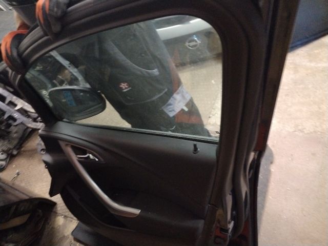 bontott OPEL ASTRA J Jobb első Ajtó (Üres lemez)