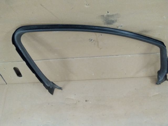 bontott OPEL ASTRA J Jobb első Ajtókeret