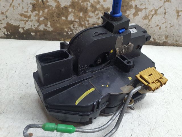 bontott OPEL ASTRA J Jobb első Ajtózár