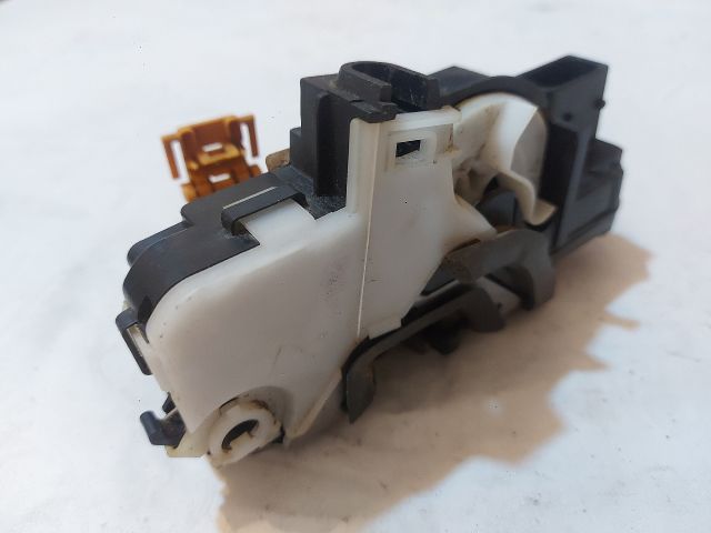 bontott OPEL ASTRA J Jobb első Ajtózár