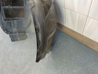 bontott OPEL ASTRA J Jobb első Dobbetét (Kerékjárati, Műanyag)