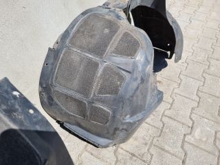 bontott OPEL ASTRA J Jobb első Első Dobbetét (Kerékjárati, Műanyag)