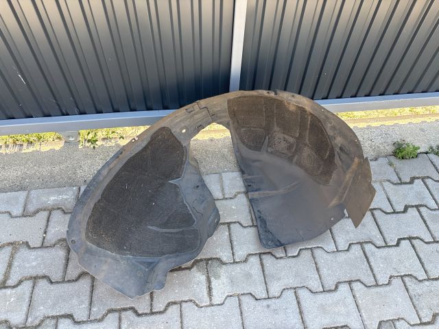 bontott OPEL ASTRA J Jobb első Első Dobbetét (Kerékjárati, Műanyag)