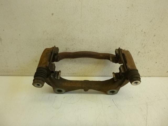 bontott OPEL ASTRA J Jobb első Féltengely Tartó