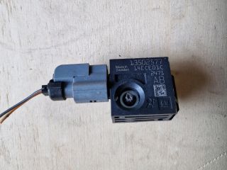 bontott OPEL ASTRA J Jobb első Oldal Ütközés Érzékelő