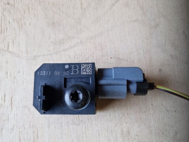 bontott OPEL ASTRA J Jobb első Oldal Ütközés Érzékelő