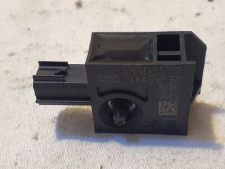 bontott OPEL ASTRA J Jobb első Oldal Ütközés Érzékelő