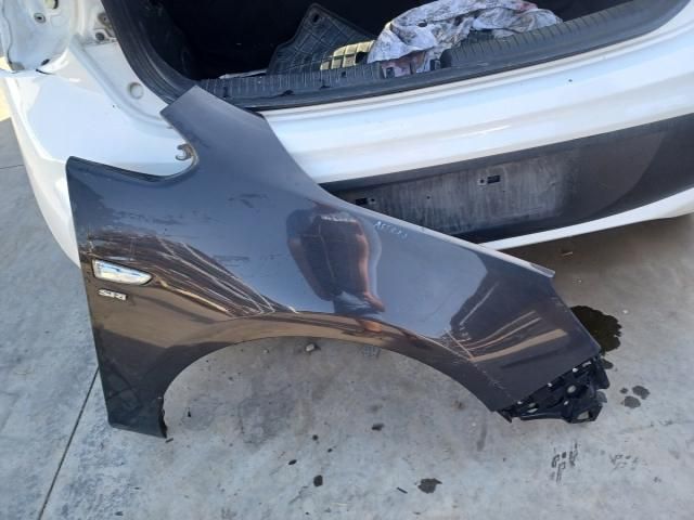 bontott OPEL ASTRA J Jobb első Sárvédő