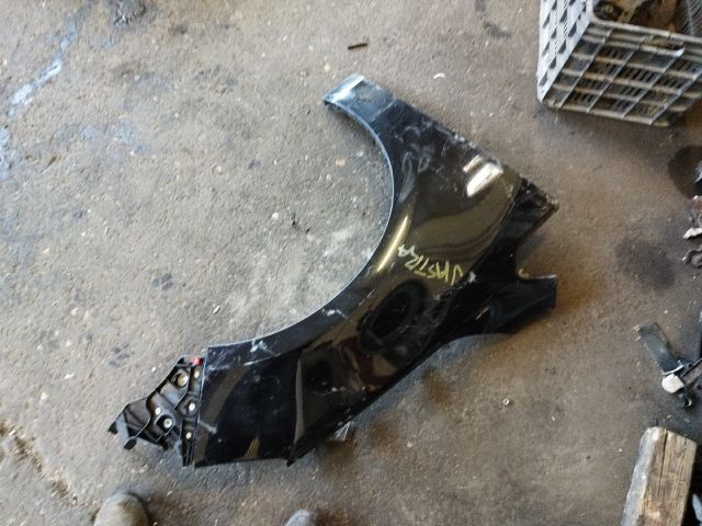 bontott OPEL ASTRA J Jobb első Sárvédő