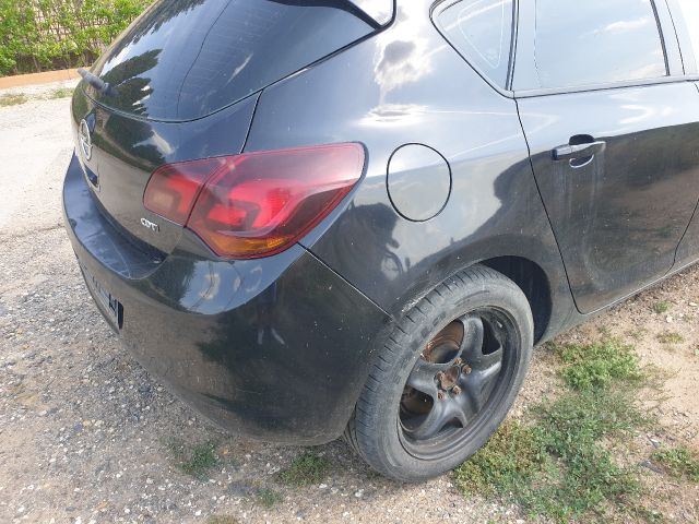 bontott OPEL ASTRA J Jobb Fejlégzsák