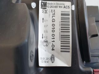 bontott OPEL ASTRA J Jobb Fényszóró