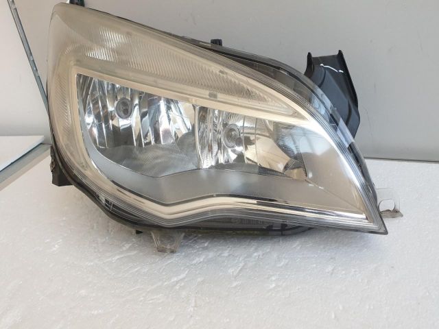 bontott OPEL ASTRA J Jobb Fényszóró