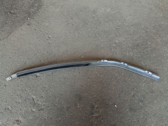 bontott OPEL ASTRA J Jobb hátsó Ablak Sín