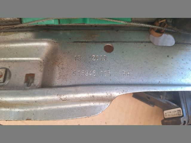 bontott OPEL ASTRA J Jobb hátsó Ablakemelő Szerkezet (Elektromos)