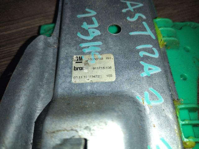 bontott OPEL ASTRA J Jobb hátsó Ablakemelő Szerkezet (Elektromos)