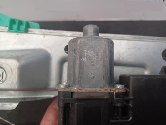 bontott OPEL ASTRA J Jobb hátsó Ablakemelő Szerkezet (Elektromos)