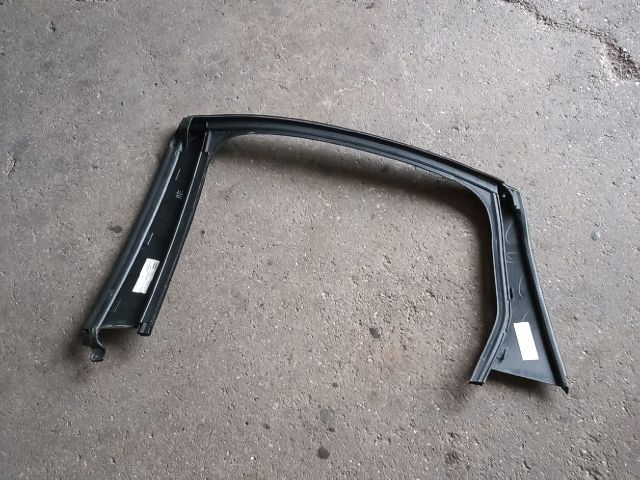 bontott OPEL ASTRA J Jobb hátsó Ablakvezető Gumi