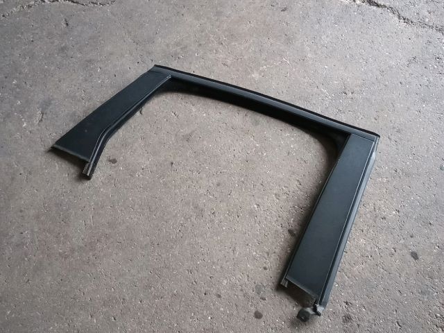 bontott OPEL ASTRA J Jobb hátsó Ablakvezető Gumi