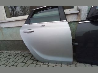 bontott OPEL ASTRA J Jobb hátsó Ajtó (Részeivel)