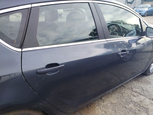 bontott OPEL ASTRA J Jobb hátsó Ajtó (Üres lemez)