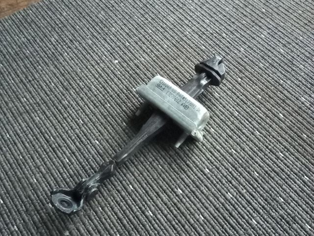 bontott OPEL ASTRA J Jobb hátsó Ajtóhatároló