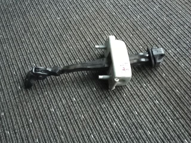 bontott OPEL ASTRA J Jobb hátsó Ajtóhatároló