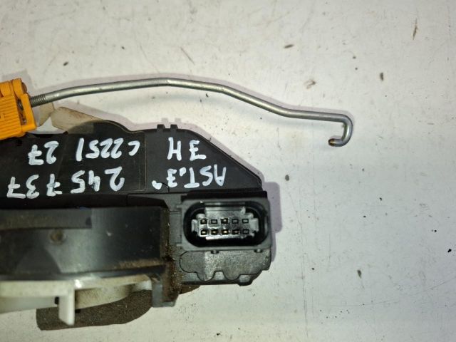 bontott OPEL ASTRA J Jobb hátsó Ajtózár