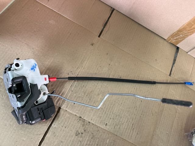 bontott OPEL ASTRA J Jobb hátsó Ajtózár