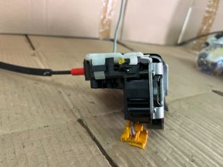 bontott OPEL ASTRA J Jobb hátsó Ajtózár