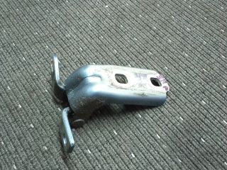 bontott OPEL ASTRA J Jobb hátsó Alsó Zsanér