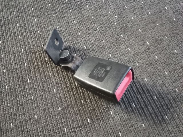 bontott OPEL ASTRA J Jobb hátsó Biztonsági Öv Csat