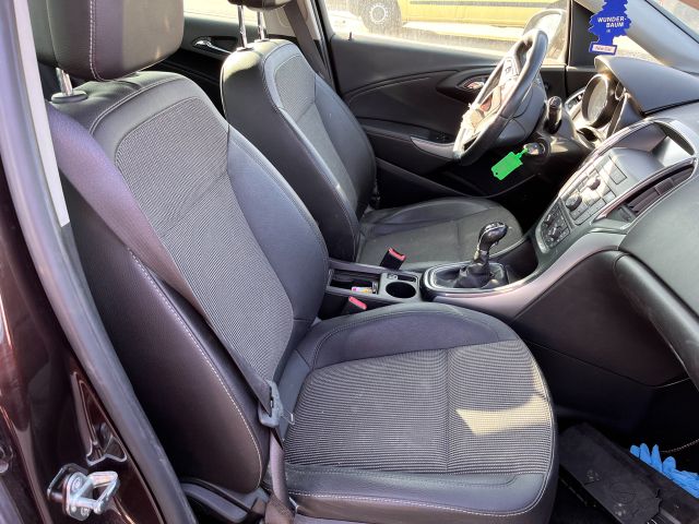 bontott OPEL ASTRA J Jobb hátsó Biztonsági Öv