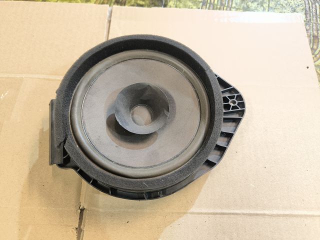 bontott OPEL ASTRA J Jobb hátsó Hangszóró