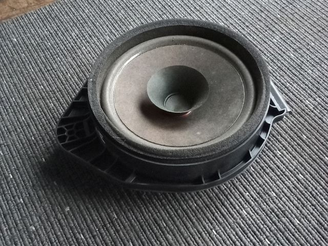 bontott OPEL ASTRA J Jobb hátsó Hangszóró