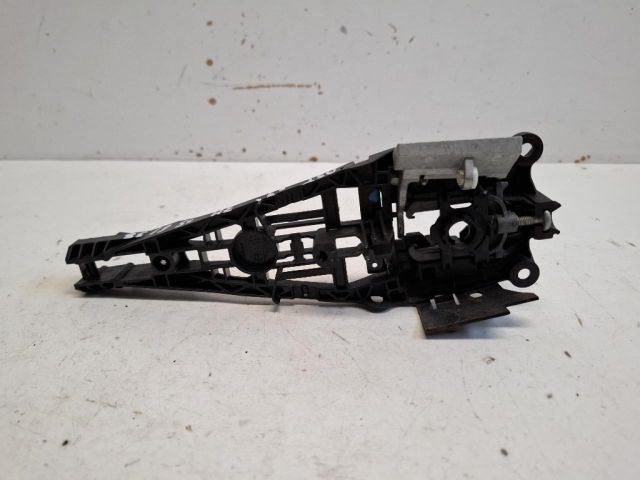 bontott OPEL ASTRA J Jobb hátsó Külső Kilincsfészek