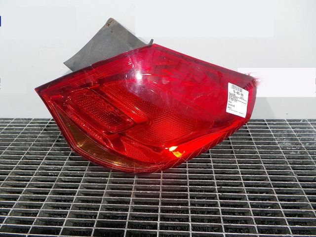 bontott OPEL ASTRA J Jobb Hátsó Lámpa