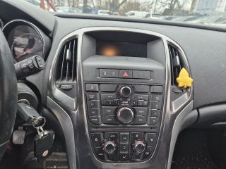 bontott OPEL ASTRA J Jobb Hátsó Lámpa