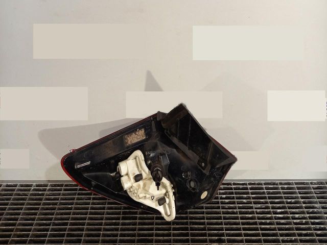 bontott OPEL ASTRA J Jobb Hátsó Lámpa