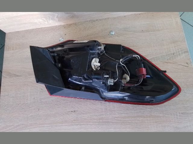 bontott OPEL ASTRA J Jobb Hátsó Lámpa