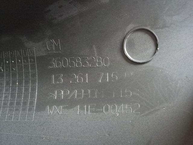 bontott OPEL ASTRA J Jobb hátsó Ülés melletti Kárpit