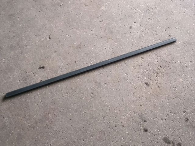 bontott OPEL ASTRA J Jobb hátsó Vízlehúzó Gumicsík