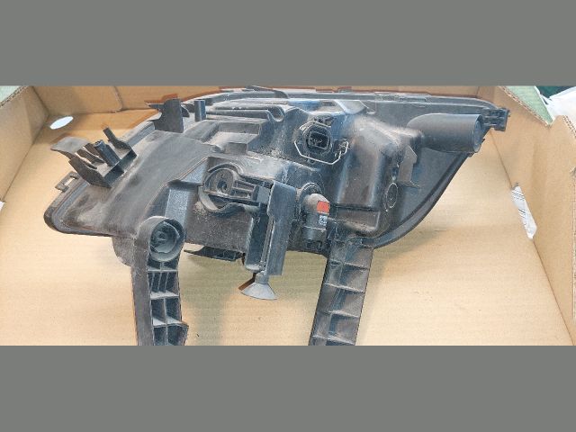 bontott OPEL ASTRA J Jobb Ködfényszóró