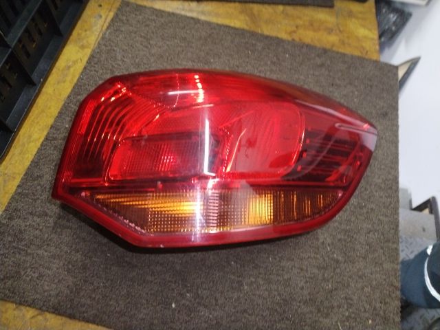 bontott OPEL ASTRA J Jobb Külső Hátsó Lámpa