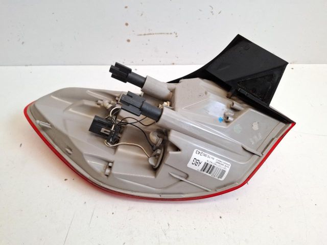 bontott OPEL ASTRA J Jobb Külső Hátsó Lámpa