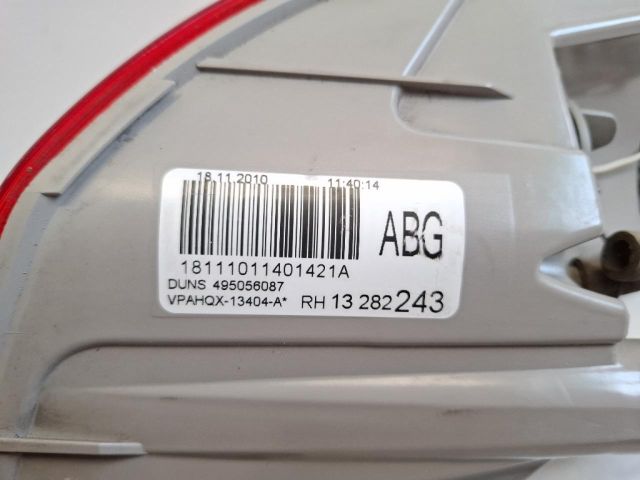 bontott OPEL ASTRA J Jobb Külső Hátsó Lámpa