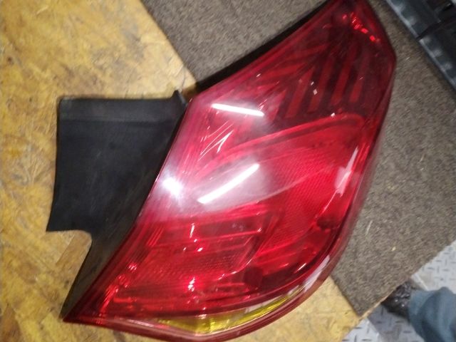 bontott OPEL ASTRA J Jobb Külső Hátsó Lámpa