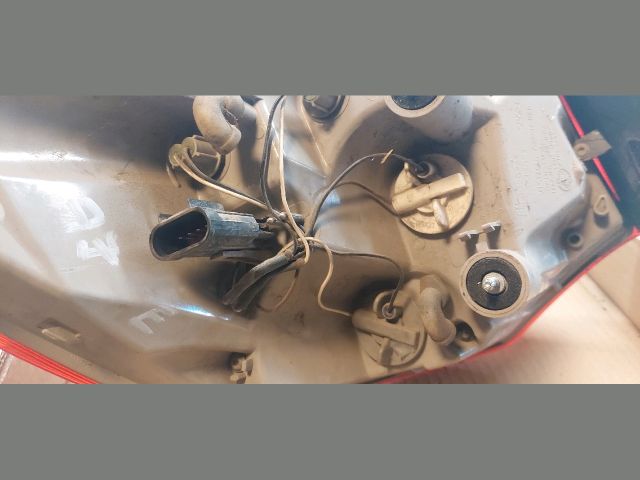 bontott OPEL ASTRA J Jobb Külső Hátsó Lámpa