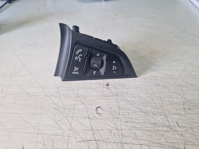 bontott OPEL ASTRA J Jobb Multikormány Kapcsoló